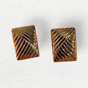 Heaven Mayhem Lined Earrings in Gold